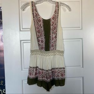 Boho Green/Tan/Maroon Romper - Size M - Blu Pepper